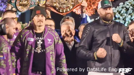 Тайсон Фьюри - Александр Усик смотреть онлайн 21 декабря 2024 полный бой